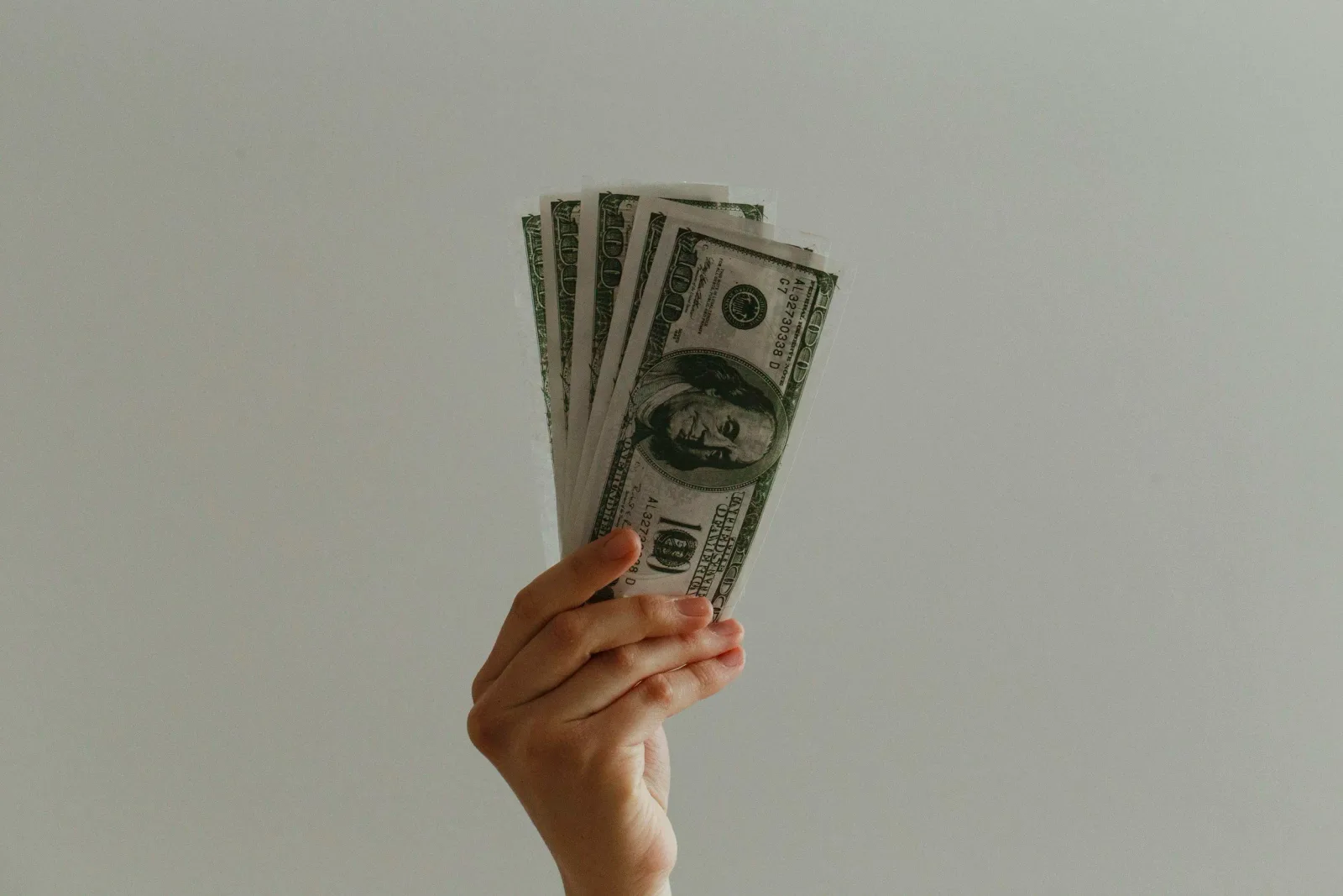 How Much Should You Really Pay for Bedroom Painting?