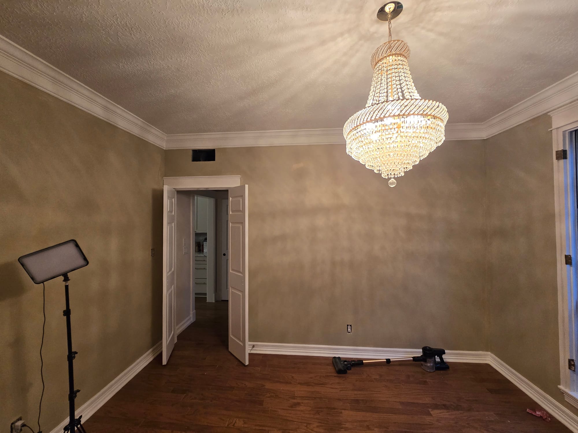 Olive Dining Room Crown Molding Repaint in West Houston, TX by The Proud Paintbrush