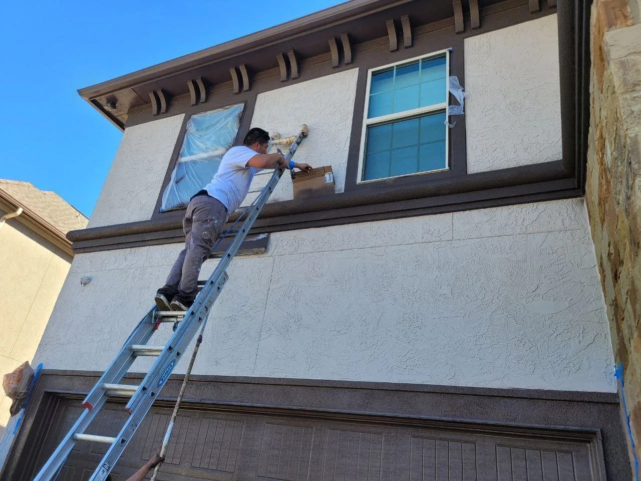 Which Exterior Paint Color Fades the Fastest?