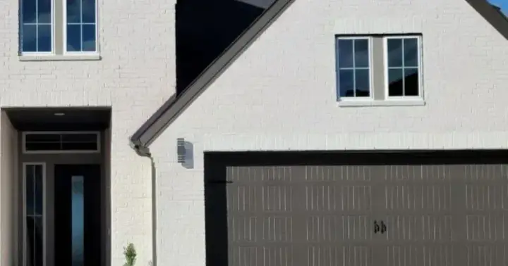 og-modern-garage-door-painting-sugar-land-tx-the-proud-paintbrush-1200x630.webp