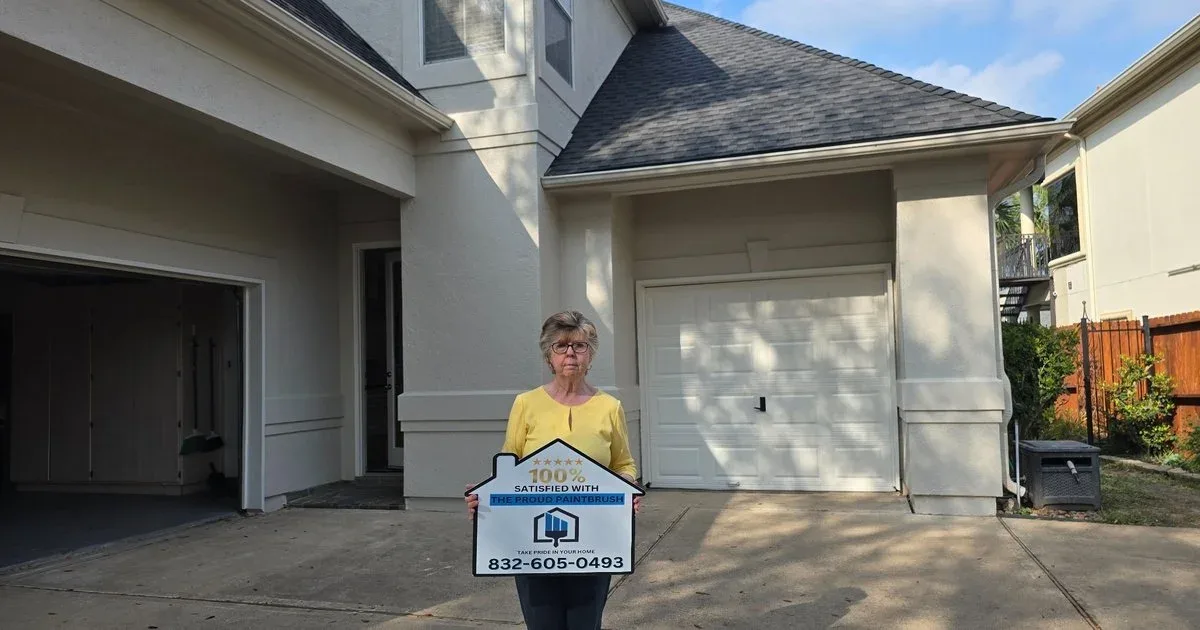 Lady 100% satisfied with her freshly painted houst in west houston texas